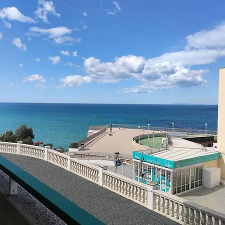 Paradis Salou, Centro Turistico, Wifi, Piscina, Vistas Al Mar Apartment